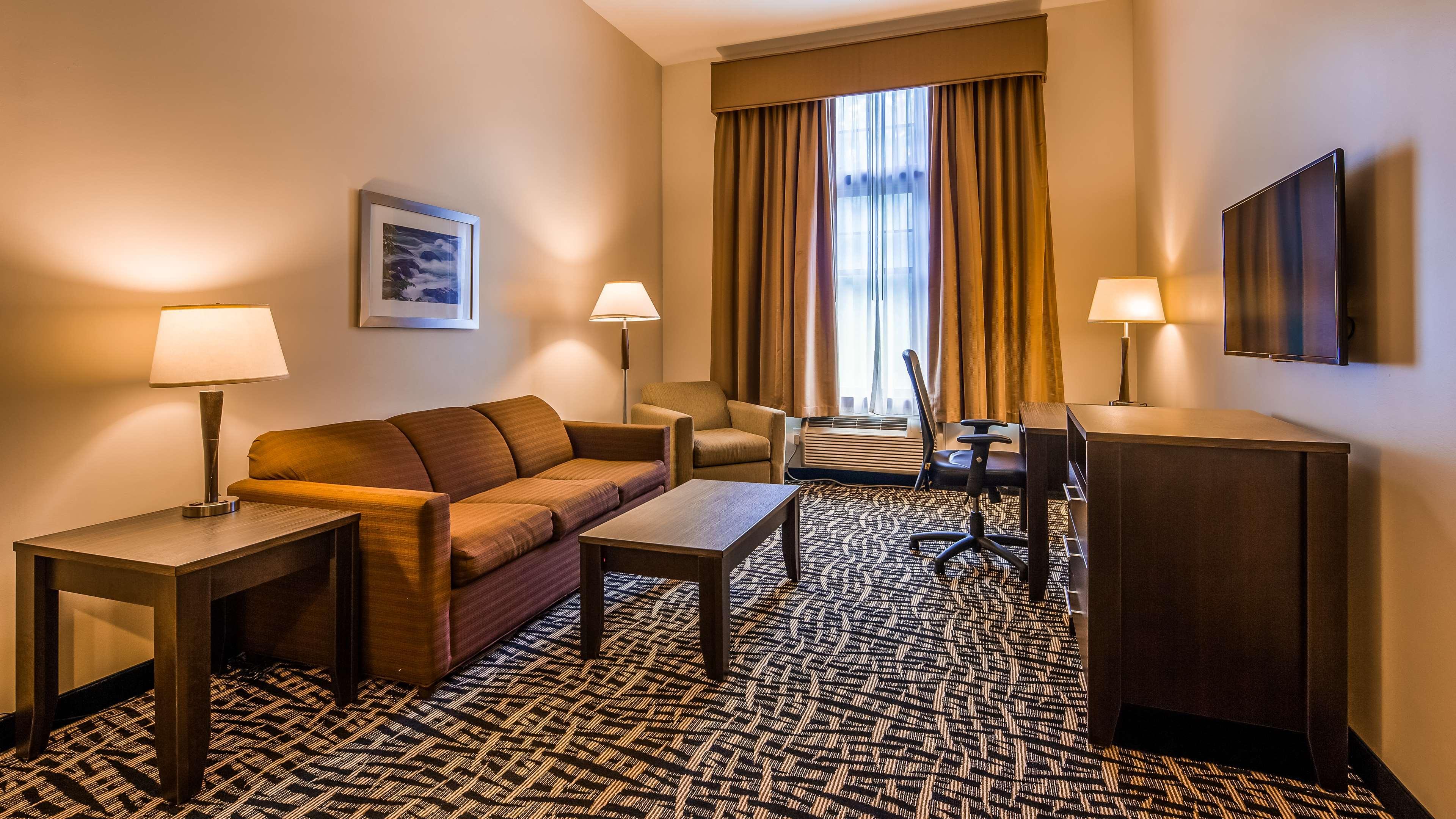 Best Western Plus The Inn & Suites At The Falls Πουκίπσι Εξωτερικό φωτογραφία