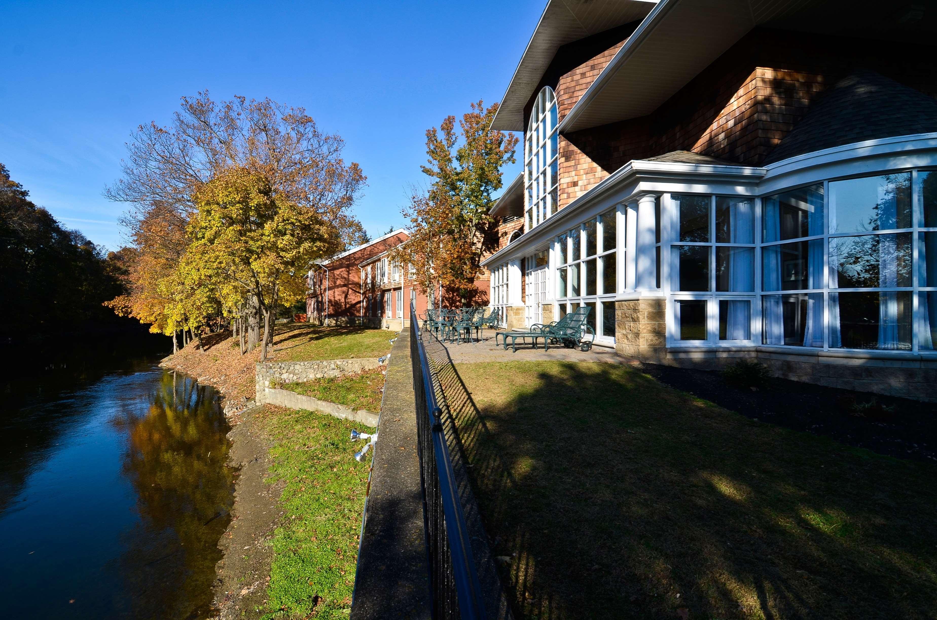 Best Western Plus The Inn & Suites At The Falls Πουκίπσι Εξωτερικό φωτογραφία