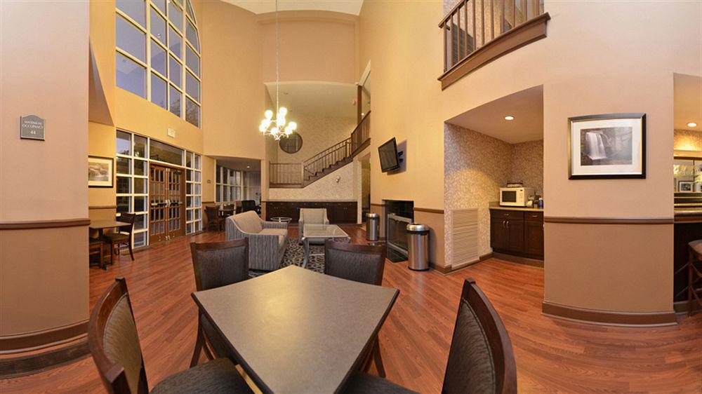 Best Western Plus The Inn & Suites At The Falls Πουκίπσι Εξωτερικό φωτογραφία